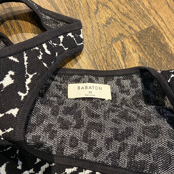 Babaton knit cropped top - size XS - Picture 3 of 3